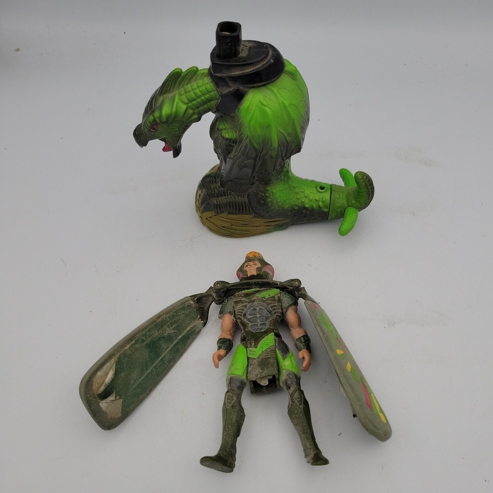 Vintage 1995‎ Summit 4.75" Galoob LGTI Green Action Figure Dragon Flyz
